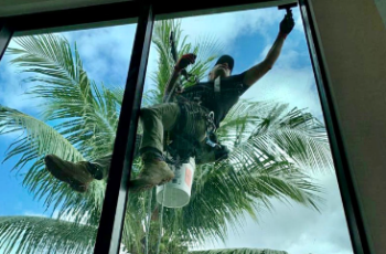 window-cleaning-1-e1698694717712.png